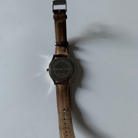 Michael Kors two toned leather band watch - Picture 2 of 4